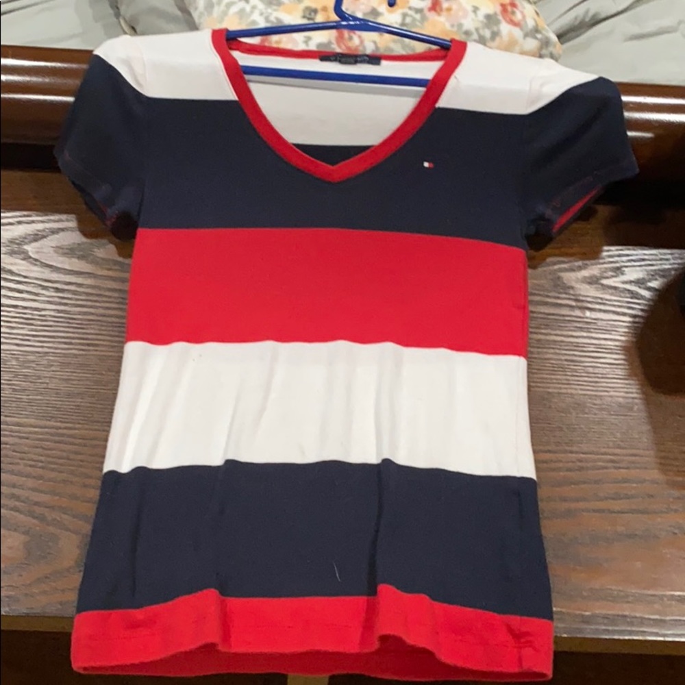 Tommy Hilfiger t shirt